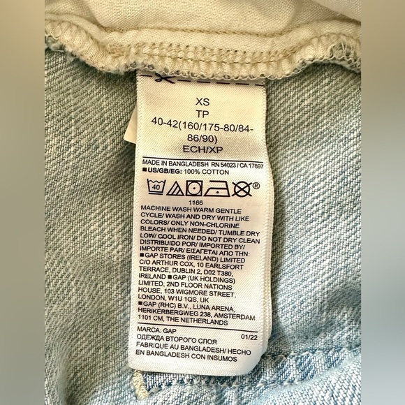GAP Denim Easy Pull-On Shorts | XS - Picture 3 of 4